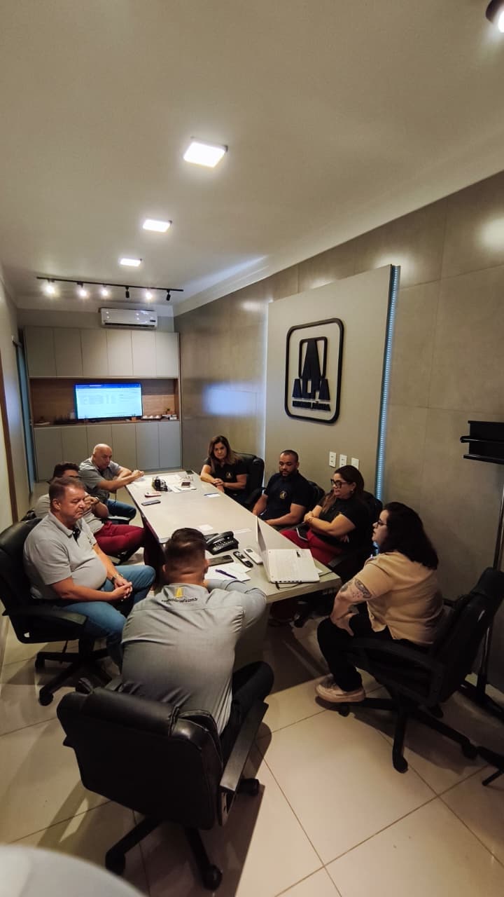 Case Alfa Imobiliária: reunião de alinhamento com a equipe Zebra